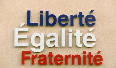 How Political Messaging Shapes Voter Behavior in France