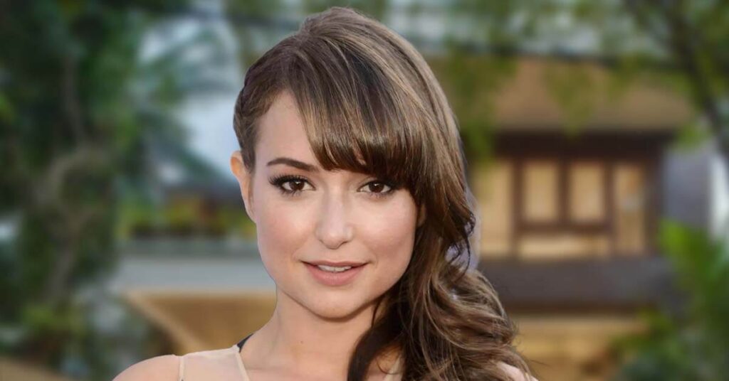 Milana Vayntrub